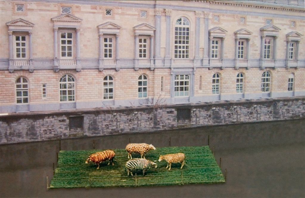 020 ARTPROJECT.
Project door Piet Van uit 1999 voor het gerechtsgebouw in Gent
